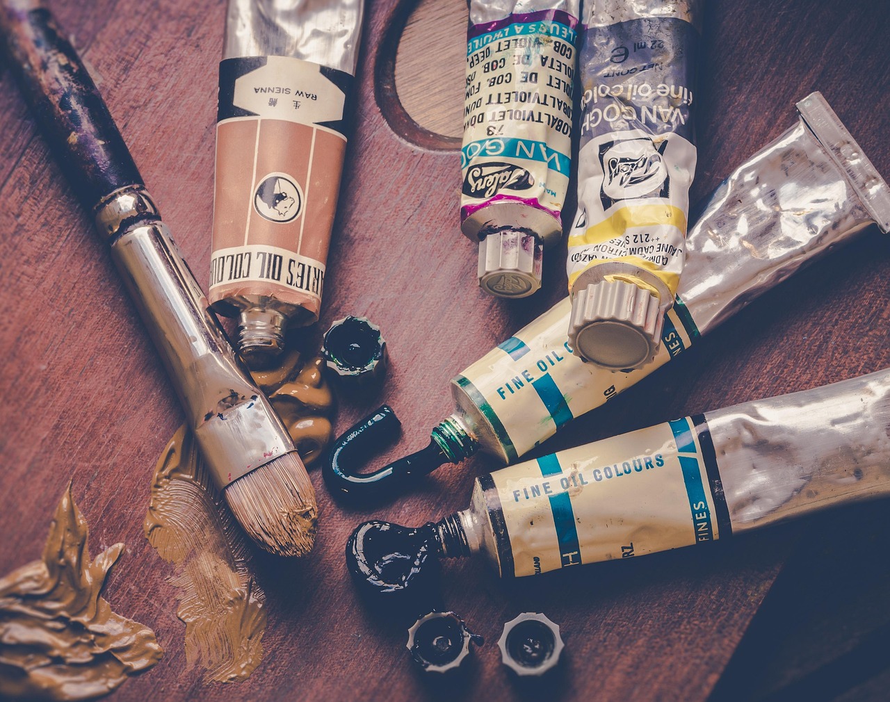 découvrez tout sur la peinture : techniques, astuces, types de peintures et conseils pour vos projets artistiques et de décoration.