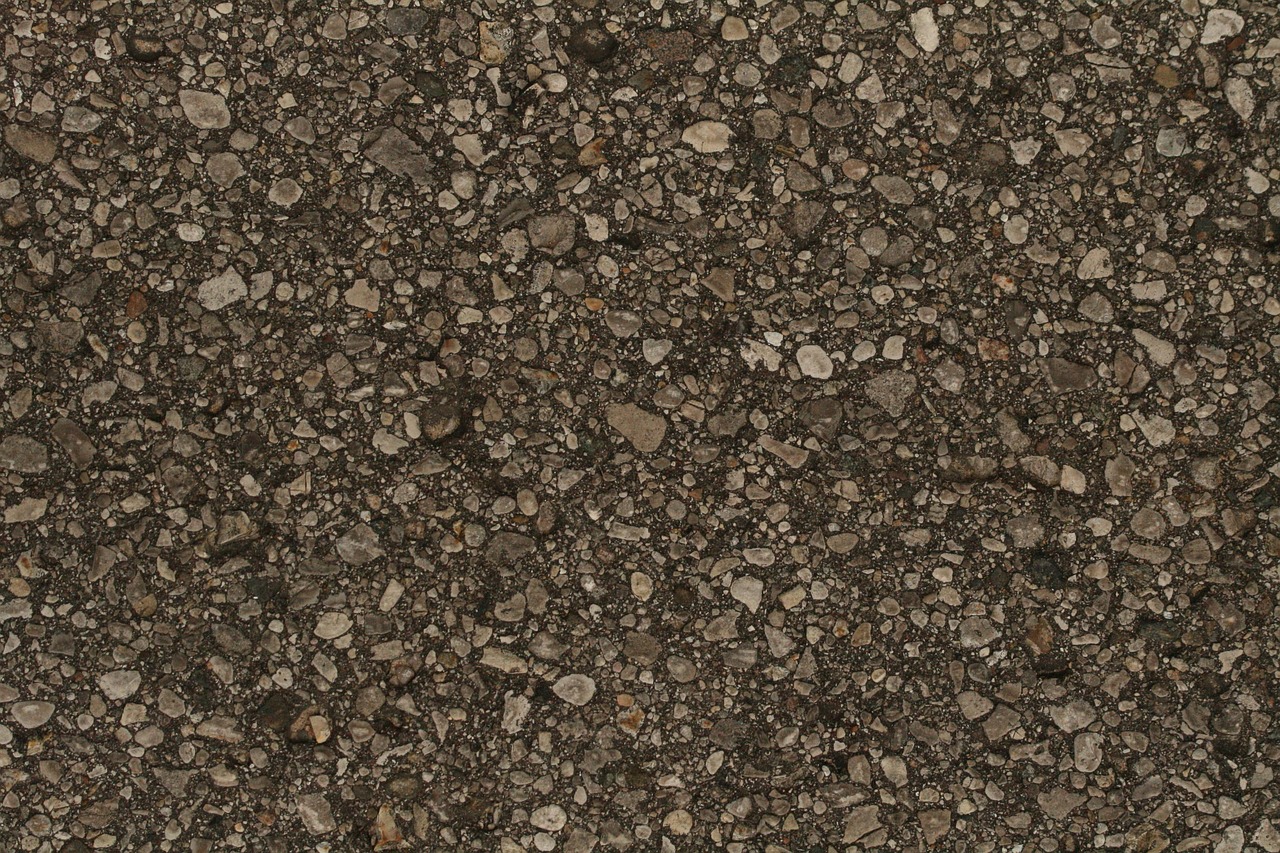 Tout savoir sur le pavage en béton : avantages, usage et entretien