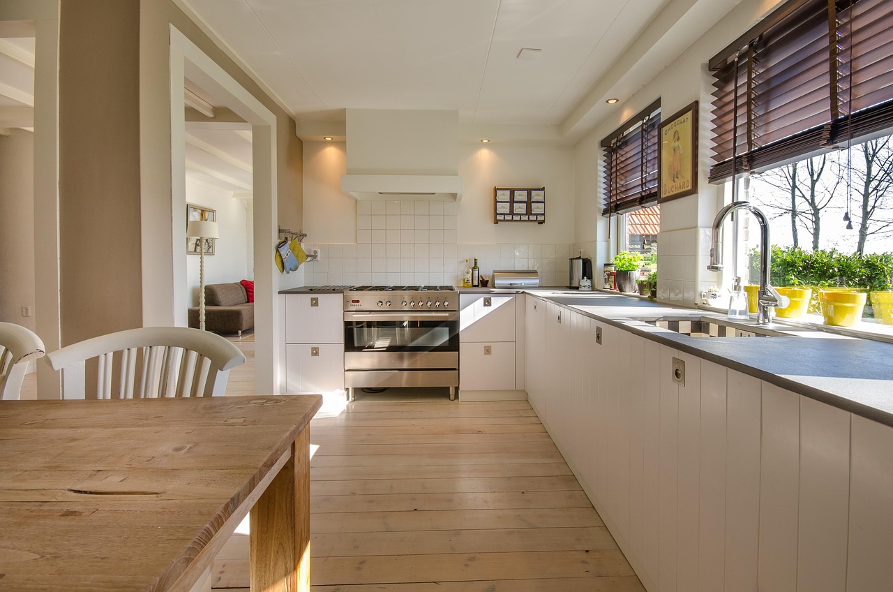transformez votre cuisine avec notre service de rénovation professionnelle pour un espace moderne, fonctionnel et esthétique.